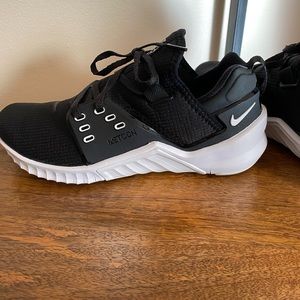 Nike Metcon. Sz 9. Wore 1x